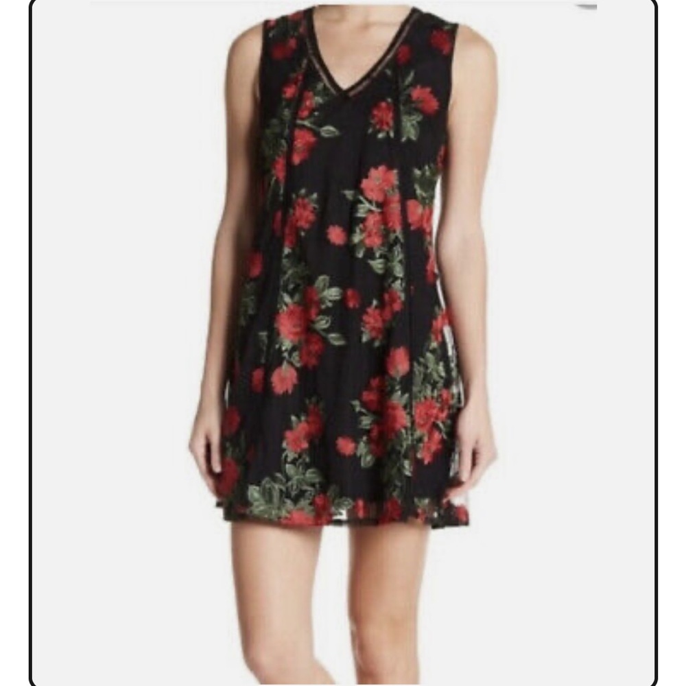 Romeo + Juliet Couture Black Red Floral Embroidered Mesh V-Neck Dress‎ M RJ47600